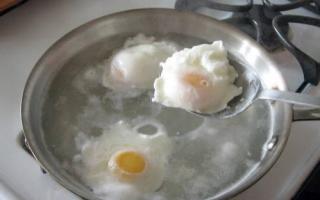 Как сварить яйцо пашот в домашних условиях